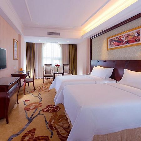 Vienna Hotel Guangzhou Shiling Exterior foto